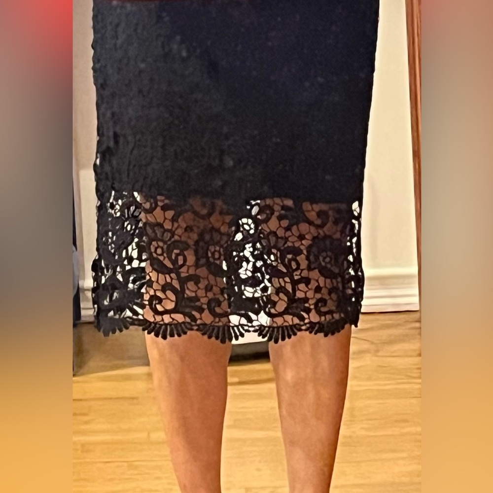 Bar III Elegant Brand New Black Lace Skirt (Sz S)